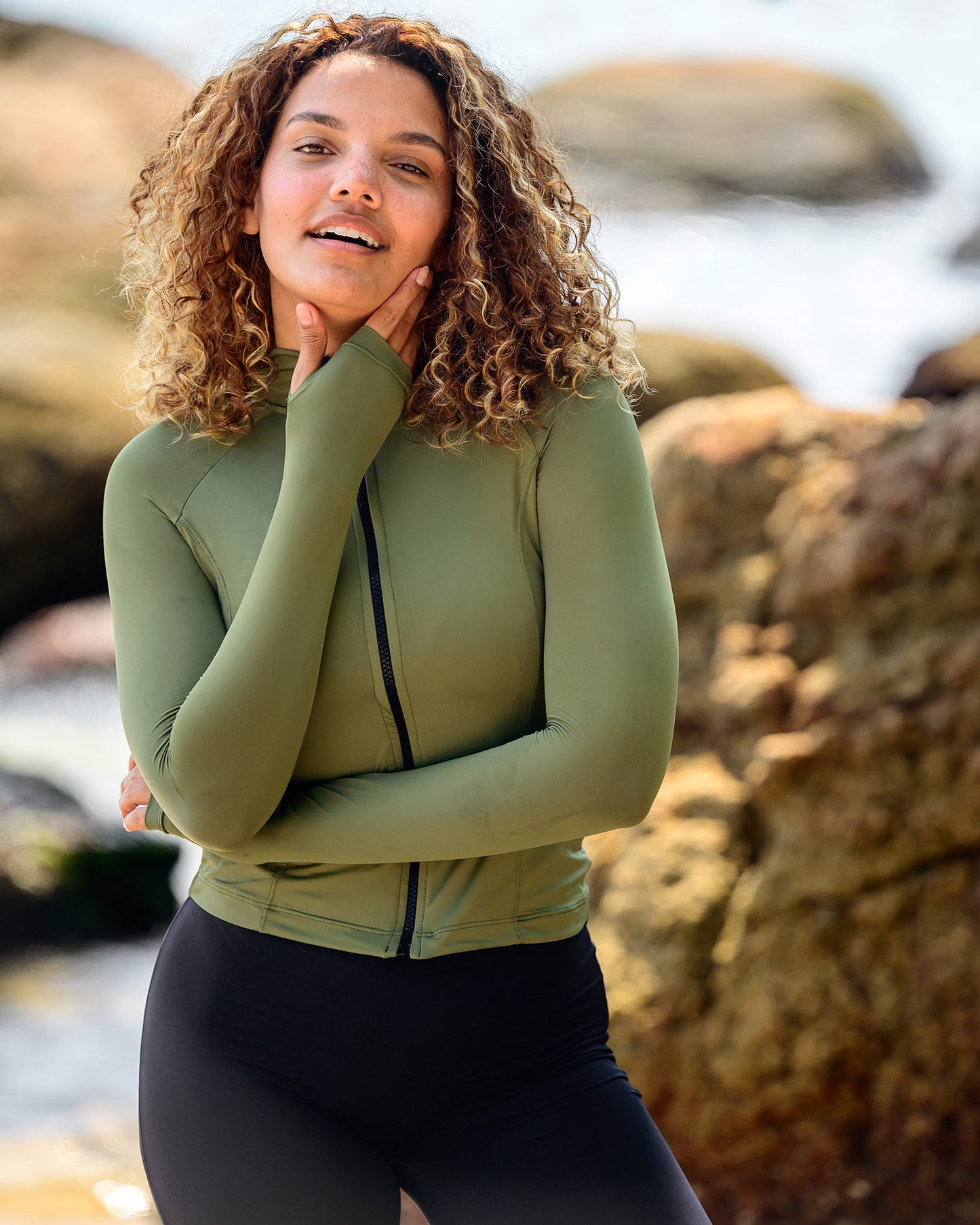 Camiseta manga longa com zíper tipo jaqueta com proteção UV